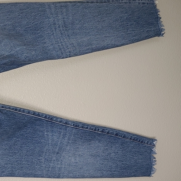 Levi's Original Fit High Rise Distressed Jeans - Picture 11 of 13